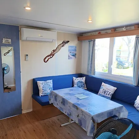 Campsite Mobile 6 Place A Proximite De La *